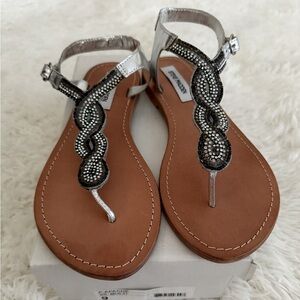Steve Madden Apache Sandal Size 9 New